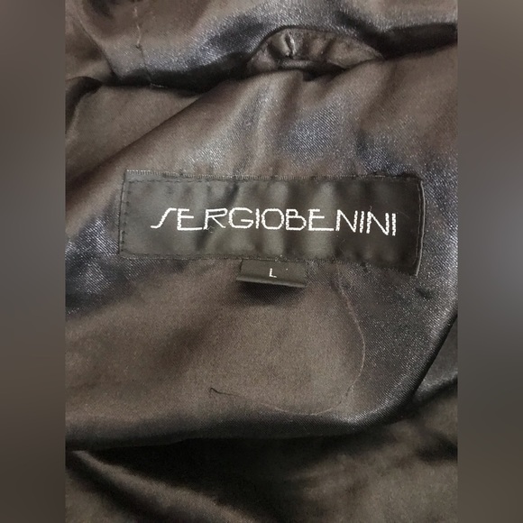 Women’s fur coat - Picture 2 of 5